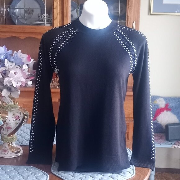 Free Generation Embellished Rivets Sweater - Picture 1 of 8